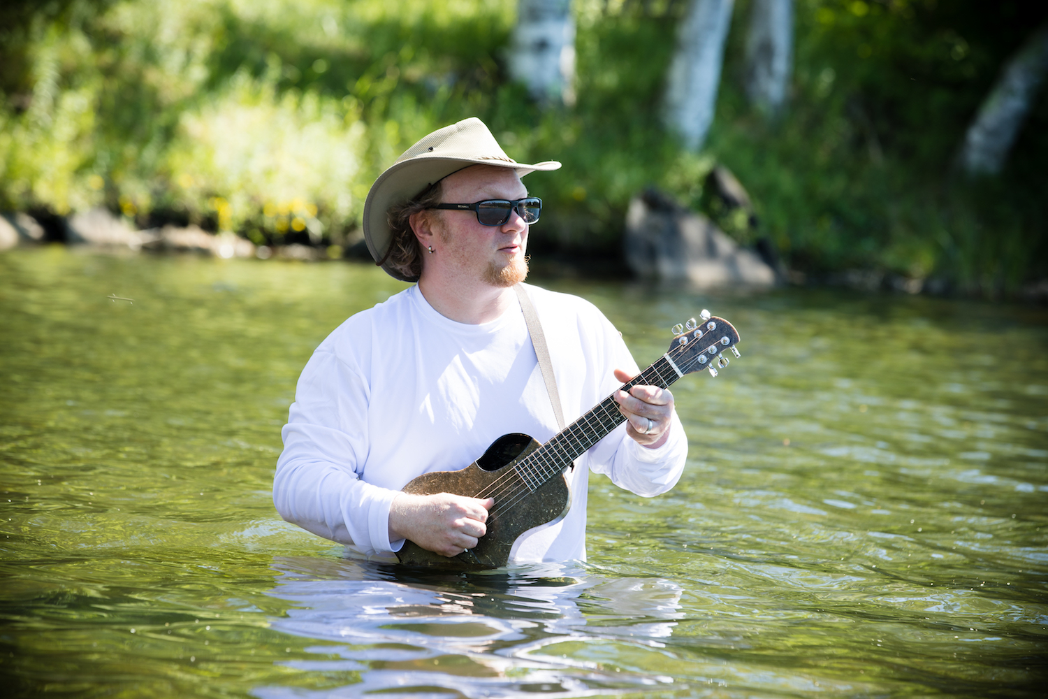 Jay Burstein fashions guitars and ukuleles out of Vermont grown hemp and talks about his local life with his family in Randolph, Vermont.
